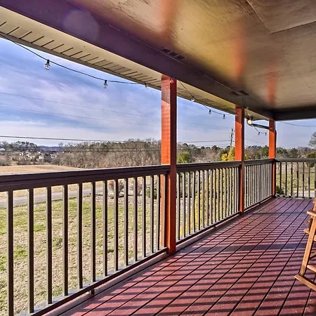 Sevierville Cabin With Private Hot Tub!